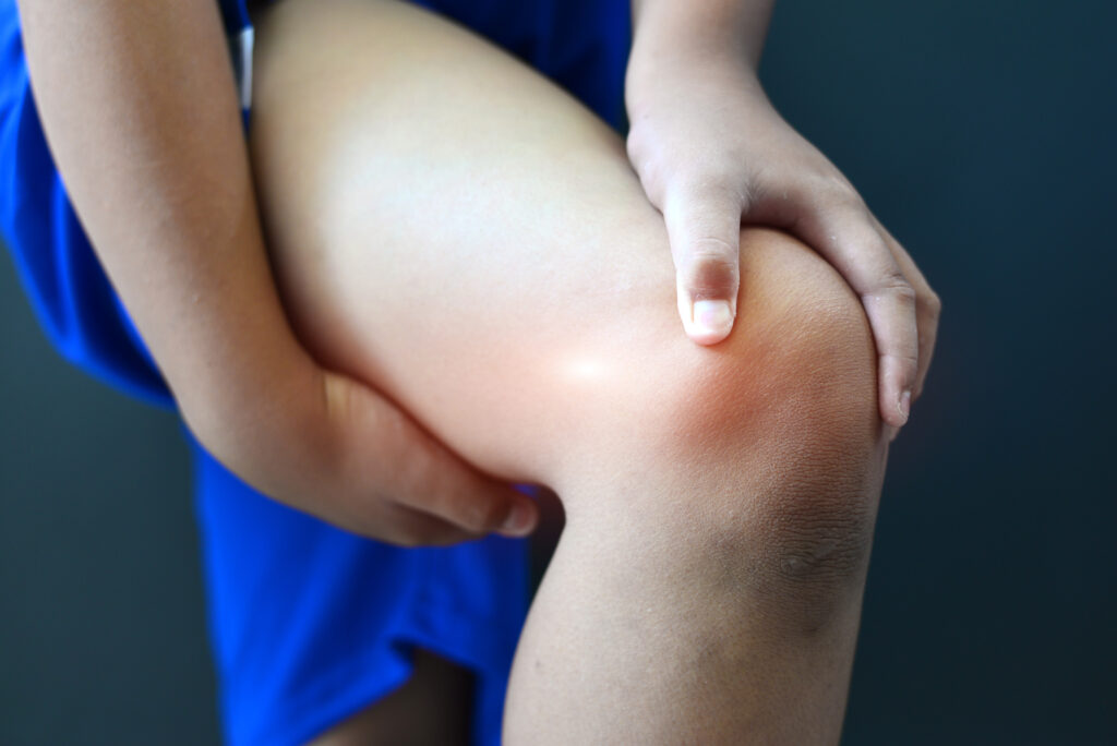 inflammation,of,the,knee,and,leg,muscle,of,the,athlete.