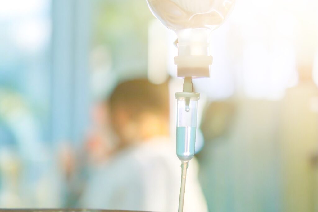 set,fluid,chemotherapy,drug,iv,drip,on,patient,concept.medical,use